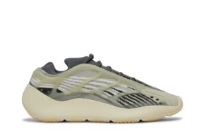 adidas Yeezy 700 V3 Fade Salt ID1674 - Arviolet photo 1