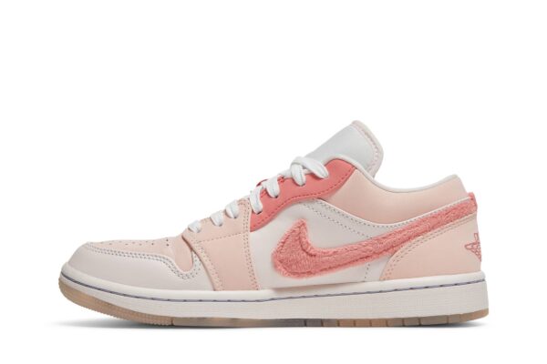 Jordan 1 Low SE Mighty Swooshers Pink (Women's) DM5443-666 - Arviolet photo 3