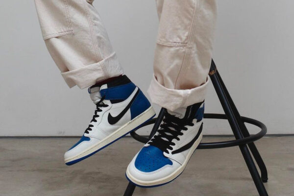 Jordan 1 Retro High OG SP Fragment x Travis Scott DH3227-105 - Arviolet photo 6