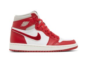 Jordan 1 Retro High OG Varsity Red (Women's) DJ4891-061 - Arviolet photo 1