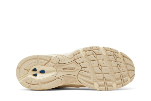 New Balance 530 Beige Angora MR530AA - Arviolet photo 4