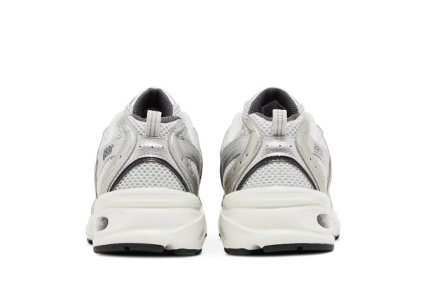 New Balance 530 Grey Matter Silver Metallic MR530LG - Arviolet photo 6
