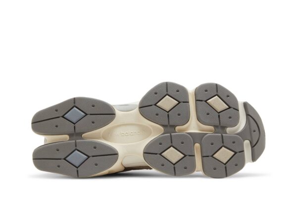 New Balance 9060 Mushroom Aluminum U9060MUS - Arviolet photo 4