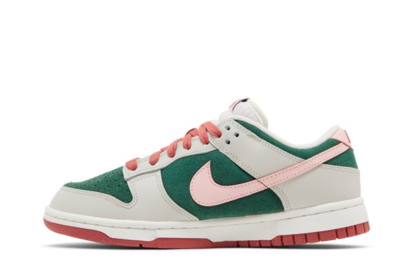 Nike Dunk Low SE All Petals United Fir Green (Women's) FN8923-061 - Arviolet photo 3