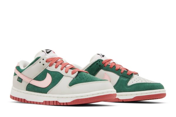 Nike Dunk Low SE All Petals United Fir Green (Women's) FN8923-061 - Arviolet photo 8