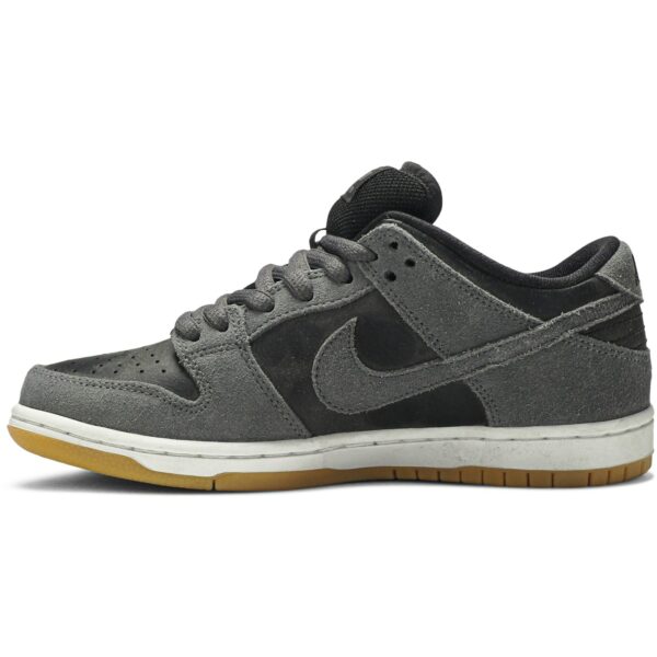 Nike SB Dunk Low Dark Grey Black Gum AR0778-001 - Arviolet photo 3