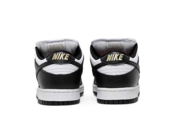 Nike SB Dunk Low Supreme Stars Black (2021) DH3228-102 - Arviolet photo 6