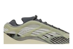 adidas Yeezy 700 V3 Fade Salt ID1674 - Arviolet photo 2