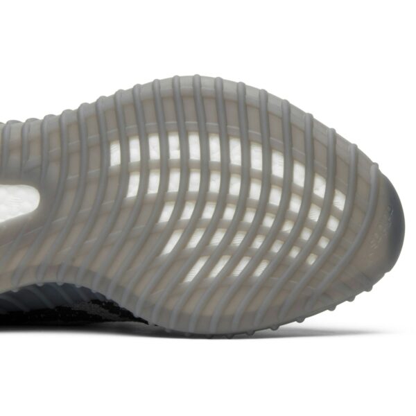 adidas Yeezy Boost 350 V2 Beluga 2.0 AH2203 - Arviolet photo 5