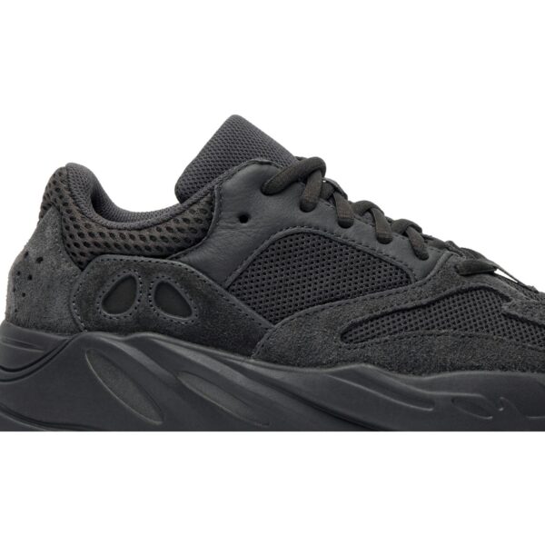 adidas Yeezy Boost 700 Utility Black FV5304 - Arviolet photo 2