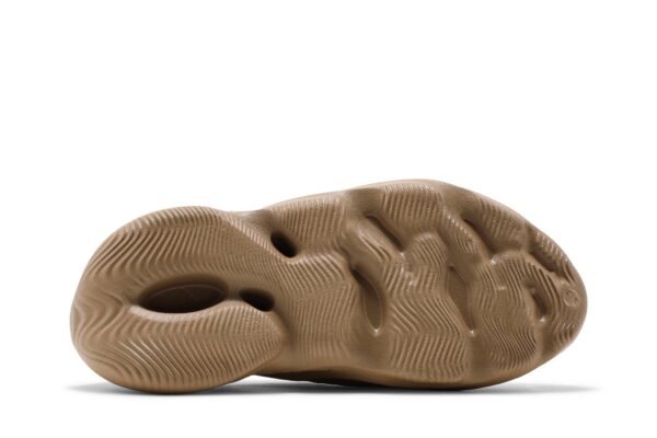 adidas Yeezy Foam RNNR Ochre GW3354 - Arviolet photo 4