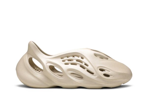 adidas Yeezy Foam RNNR Sand FY4567 - Arviolet photo 1