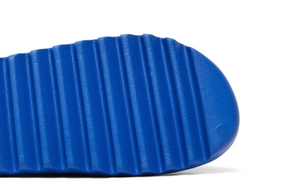 adidas Yeezy Slide Azure ID4133 - Arviolet photo 5