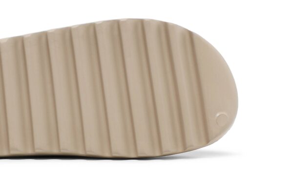 adidas Yeezy Slide Pure (Restock Pair) GW1934 - Arviolet photo 5