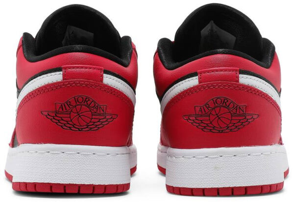 Jordan 1 Low Black Very Berry (GS) 553560-061 - Arviolet photo 4