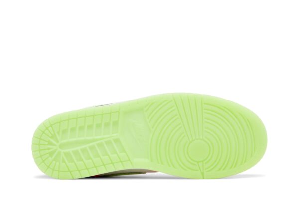 Jordan 1 Low SE Lava Glow FN6772-671 - Arviolet photo 4