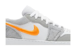 Jordan 1 Low SE Rabbit (GS) DZ6333-083 - Arviolet photo 2