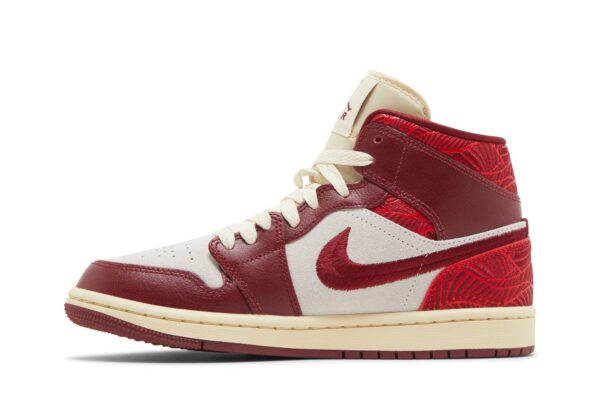 Jordan 1 Mid SE Tiki Leaf Team Red (Women's) DZ2820-601 - Arviolet photo 3