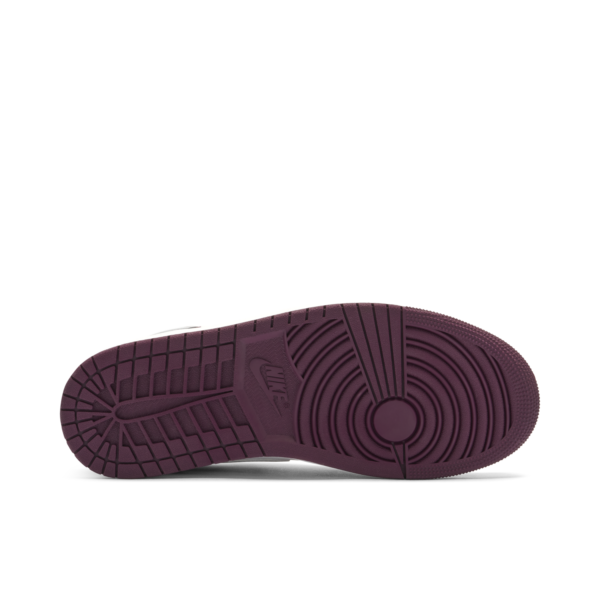 Jordan 1 Retro High OG Bordeaux 555088-611 - Arviolet photo 3