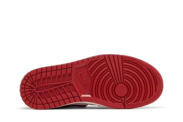 Jordan 1 Retro High OG Varsity Red (Women's) DJ4891-061 - Arviolet photo 4