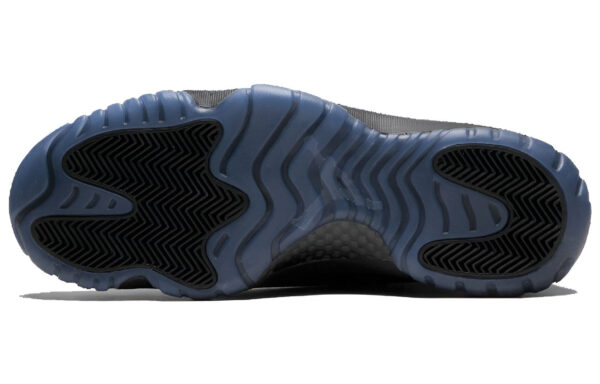 Jordan 11 Retro Cap and Gown 378037-005 - Arviolet photo 3
