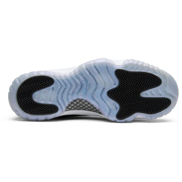 Jordan 11 Retro Low Iridescent 528895-145 - Arviolet photo 4