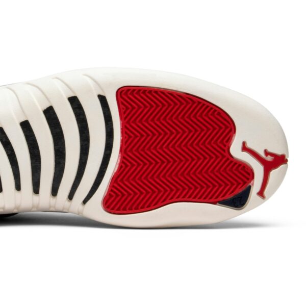 Jordan 12 Retro International Flight BV8016-445 - Arviolet photo 5