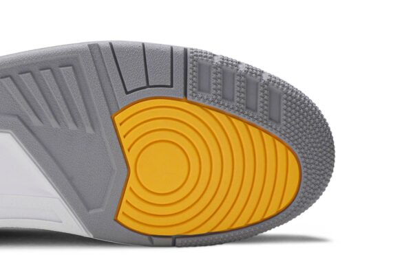 Jordan 3 Retro Michigan PE AJ3-820064 - Arviolet photo 5