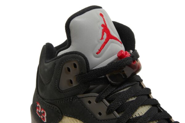 Jordan 5 Retro Gore-Tex Off Noir (Women's) DR0092-001 - Arviolet photo 10