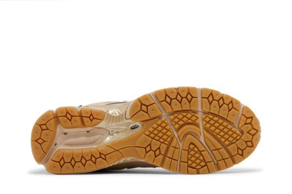 New Balance 1906R Cordura Desert Tan M1906RT - Arviolet photo 4