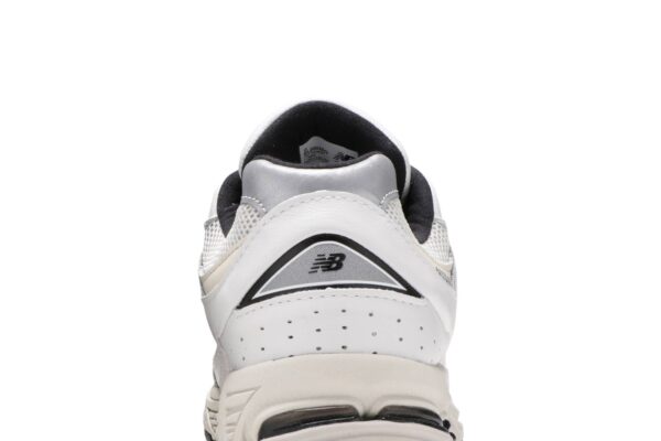New Balance 2002R Atlas Lemon Haze ML2002RQ - Arviolet photo 7