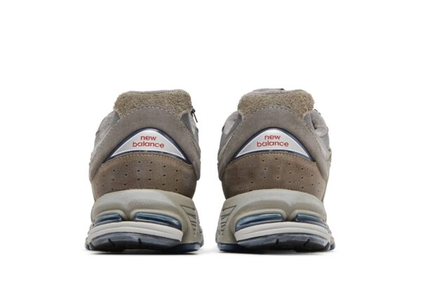 New Balance 2002R Grey Brown Pouch M2002RVA - Arviolet photo 6