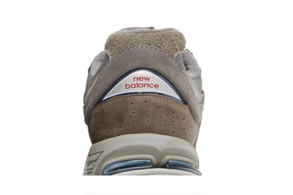 New Balance 2002R Grey Brown Pouch M2002RVA - Arviolet photo 7