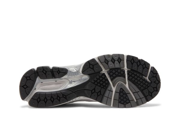 New Balance 2002R Grey ML2002R0 - Arviolet photo 4