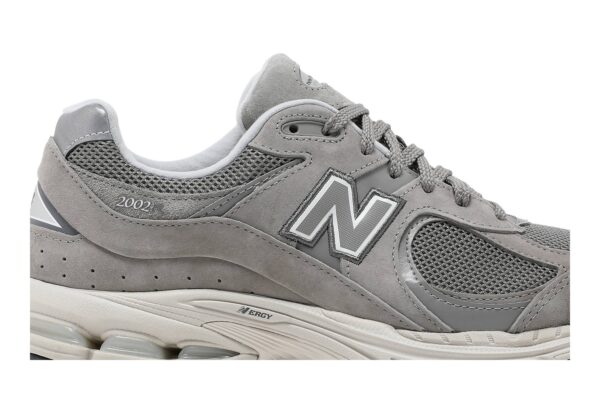 New Balance 2002R Marblehead Light Aluminum ML2002RC - Arviolet photo 2