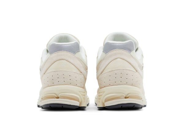 New Balance 2002R Off White M2002RCC - Arviolet photo 6