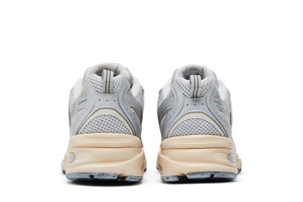 New Balance 530 Vintage Silver Metallic Moonbeam MR530VS - Arviolet photo 6