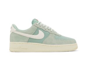 Nike Air Force 1 Low '07 LV8 Certified Fresh Enamel Green DO9801-300 - Arviolet photo 1