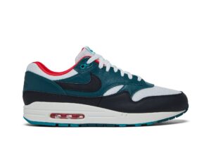 Nike Air Max 1 LeBron James Liverpool F.C. FB8914-100 - Arviolet photo 1