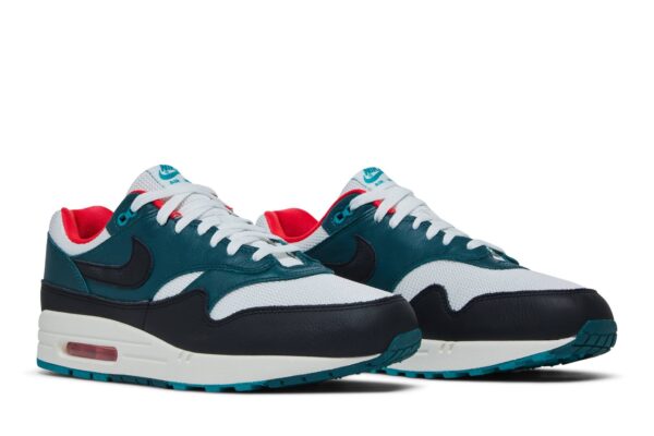 Nike Air Max 1 LeBron James Liverpool F.C. FB8914-100 - Arviolet photo 8
