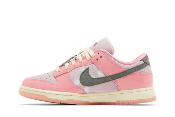 Nike Dunk Low LX Barbie (Women's) FN8927-621 - Arviolet photo 3