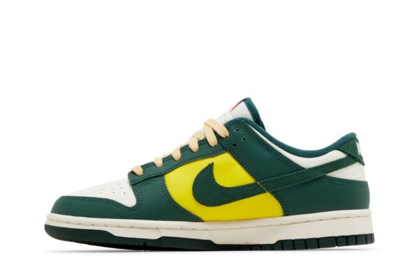 Nike Dunk Low SE Noble Green (Women's) FD0350-133 - Arviolet photo 3