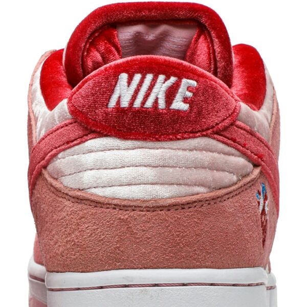 Nike SB Dunk Low StrangeLove Skateboards CT2552-800 - Arviolet photo 7