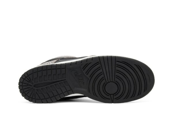 Nike SB Dunk Low Supreme Black Cement (2002) 304292-131 - Arviolet photo 4