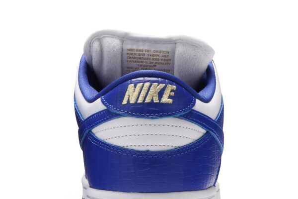 Nike SB Dunk Low Supreme Stars Hyper Royal (2021) DH3228-100 - Arviolet photo 7