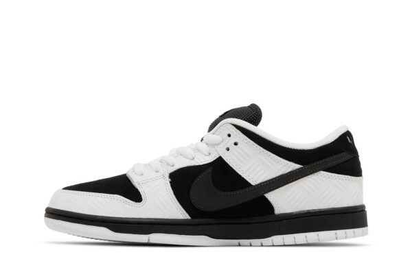 Nike SB Dunk Low TIGHTBOOTH FD2629-100 - Arviolet photo 3