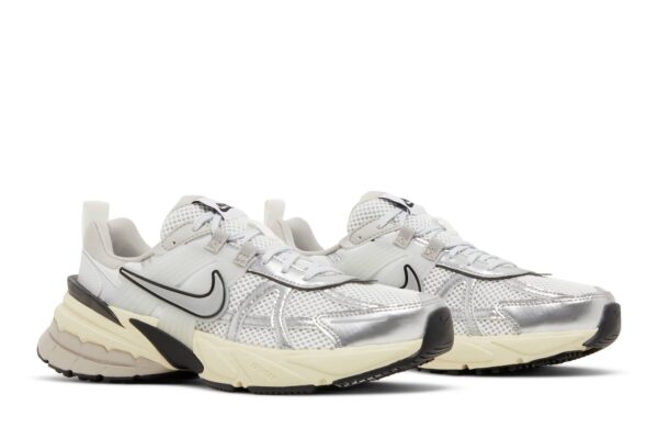 Nike V2K Run Summit White Metallic Silver (Women's) FD0736-100 - Arviolet photo 8