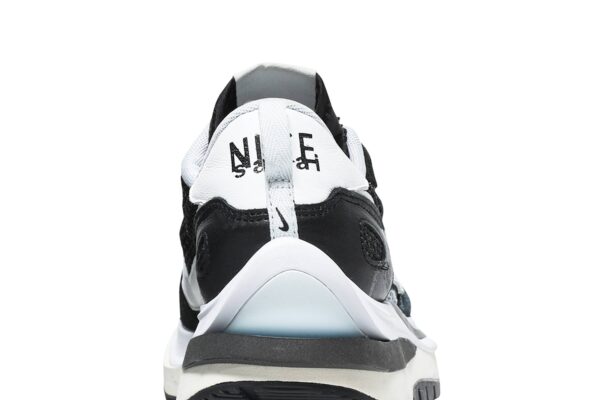 Nike Vaporwaffle sacai Black White CV1363-001 - Arviolet photo 9