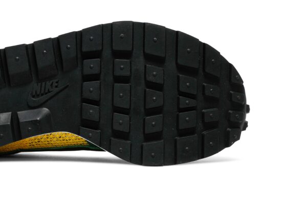 Nike Vaporwaffle sacai Tour Yellow Stadium Green CV1363-700 - Arviolet photo 5