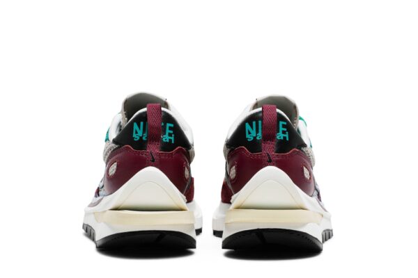 Nike Vaporwaffle sacai Villain Red Neptune Green DD3035-200 - Arviolet photo 6